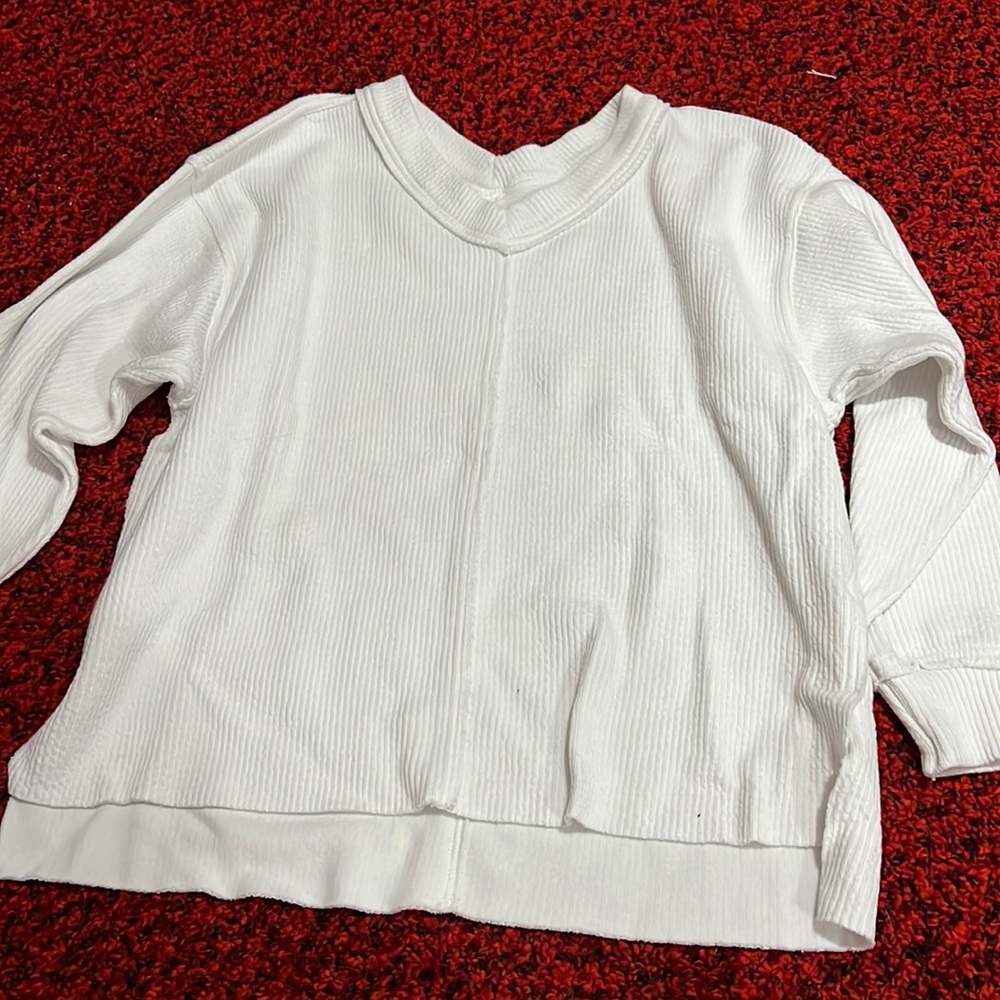 white aerie sweater